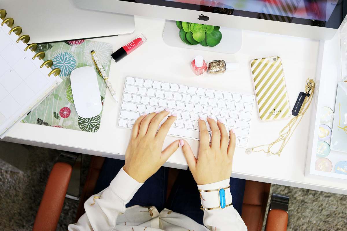 office person using a desktop business